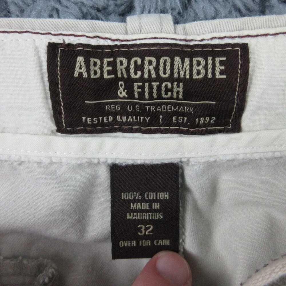 Abercrombie & Fitch Shorts Mens 32 Beige Thrashed Distressed Cargo 33x10*
